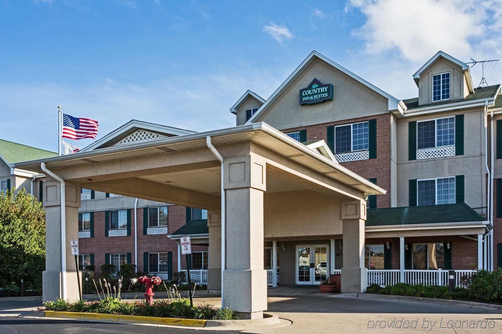 Four Points By Sheraton O'hare Hotel 3*